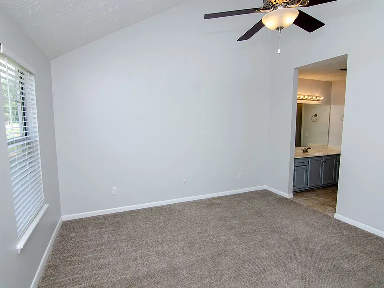 5736 Brentwood Meadows Cir — Photo 19