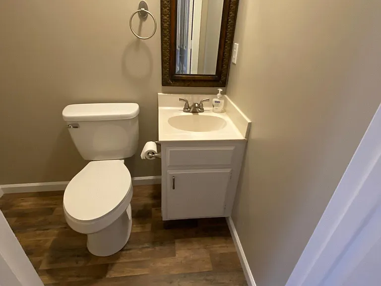 237 Thistle Ln — Photo 7
