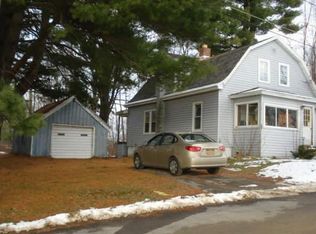 30 Meridan Ave, Oswego, NY 13126