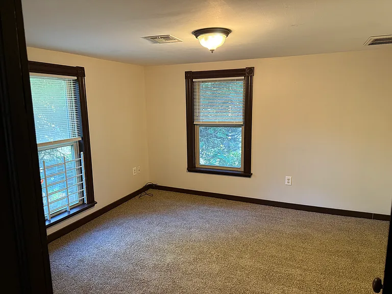 2640 Lacey Rd — Photo 10
