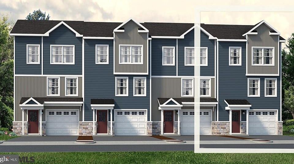 2nd image of 113 Dolomite Dr