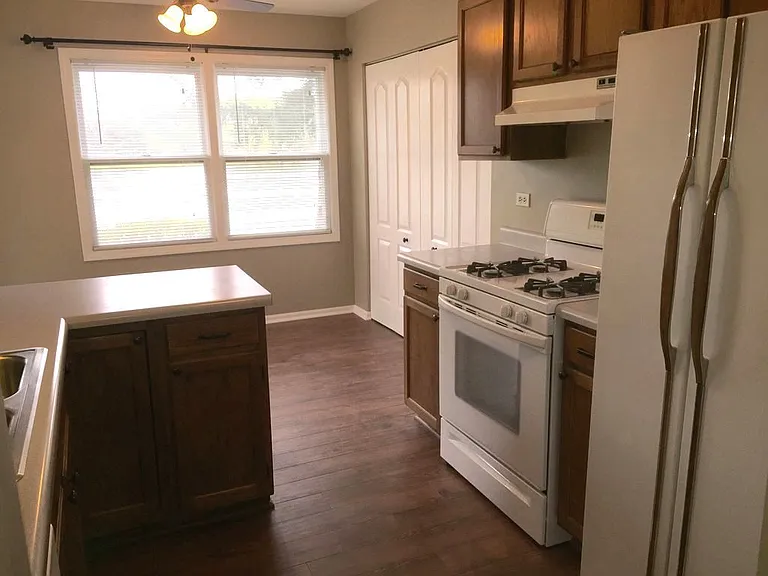 0N174 Windermere Rd #2601 — Photo 11