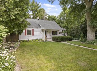 204 W Page St, Elkhorn, WI