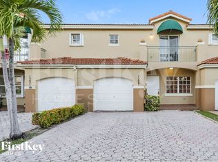 15867 SW 68th Ter, Miami, FL 33193