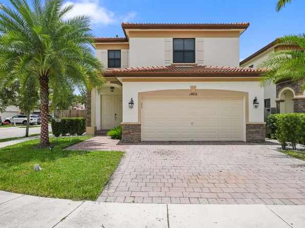 10016 NW 89th Ter, Doral, FL 33178