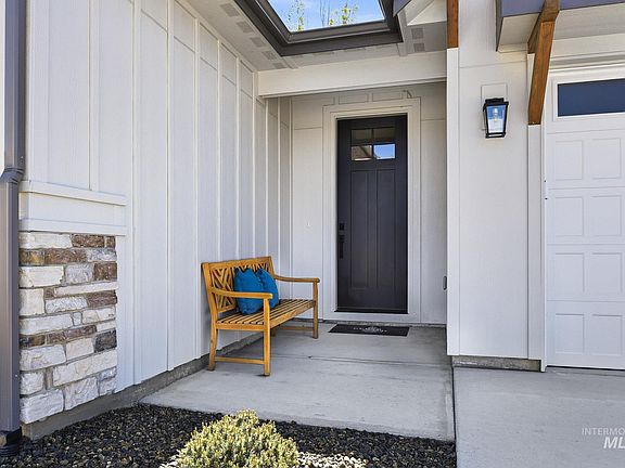 2nd image of 9685 W Snow Wolf Ln