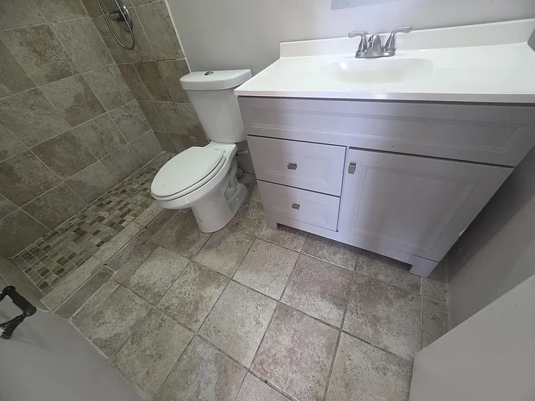 2851 Somerset Dr #208 — Photo 9