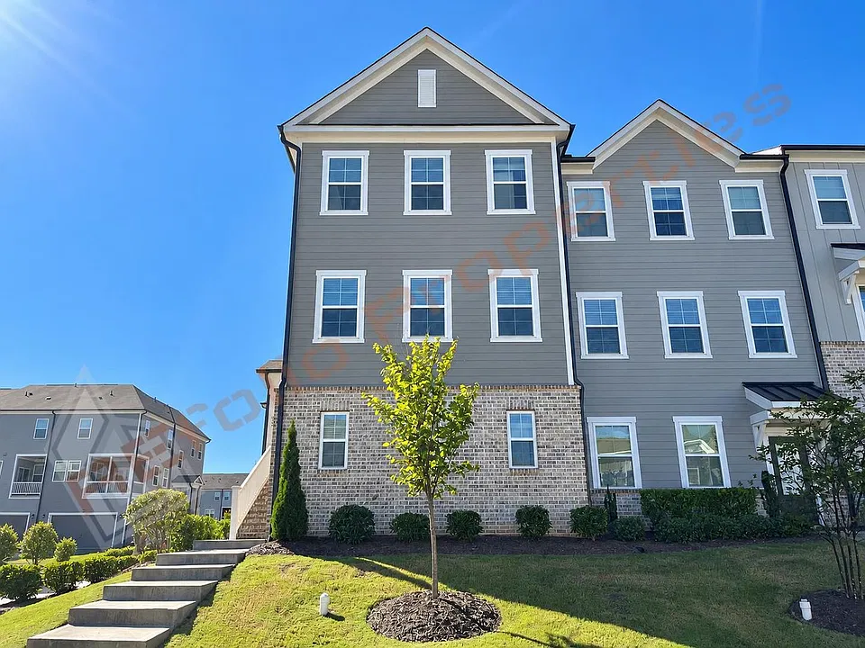 835 Napier Dr