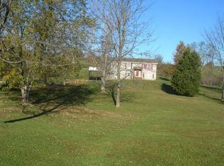2681 Robinson Berry Rd, Berry, KY 41003