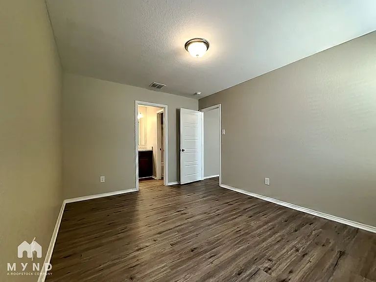 3910 Colemans Run — Photo 14