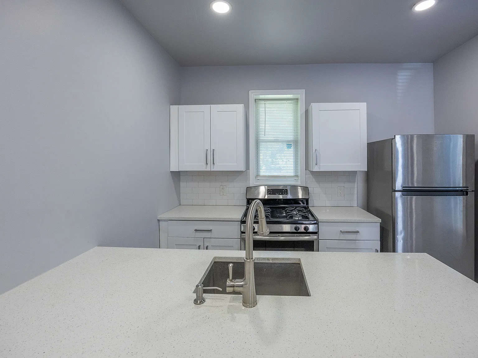 4 bed, 1450 sqft, $1,950 — Photo 4