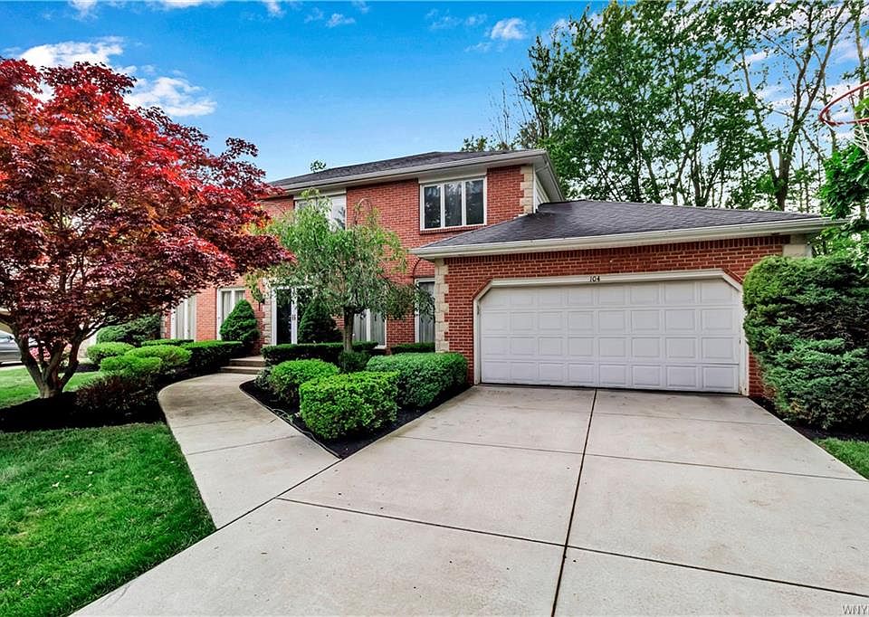 1st image of 104 Oakview Dr