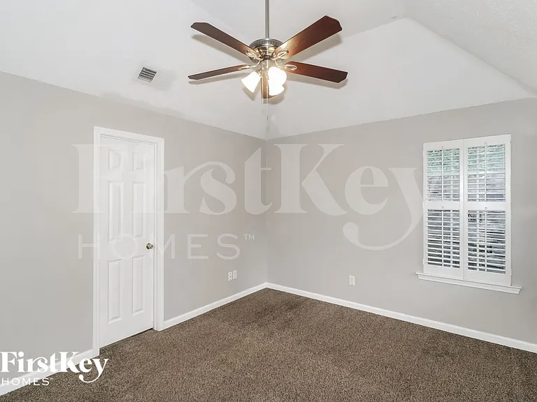 865 Abbey Grove Ln — Photo 12