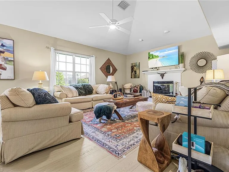 2031 Teagarden Ln — Photo 20