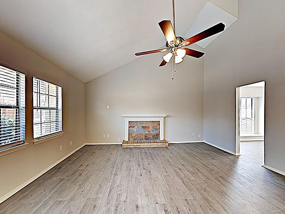 2nd image of 1607 Hancock Dr