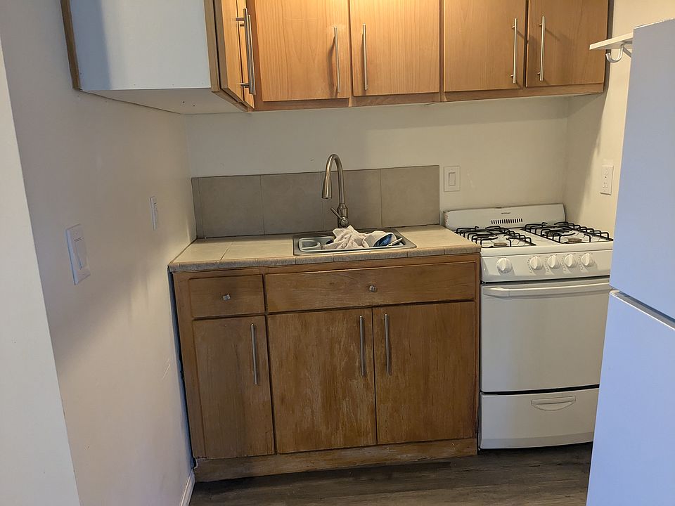 1st image of 335 Arroyo Dr #2
