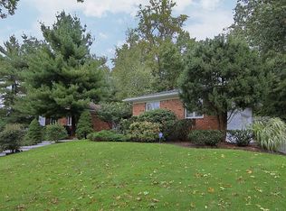 128 Lawrence Dr, Short Hills, NJ 07078
