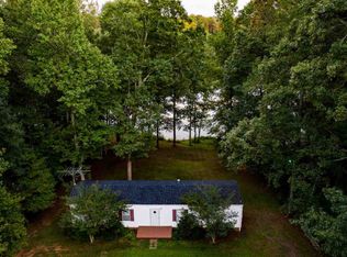 1291 Riveroak Rd, Inman, SC 29349