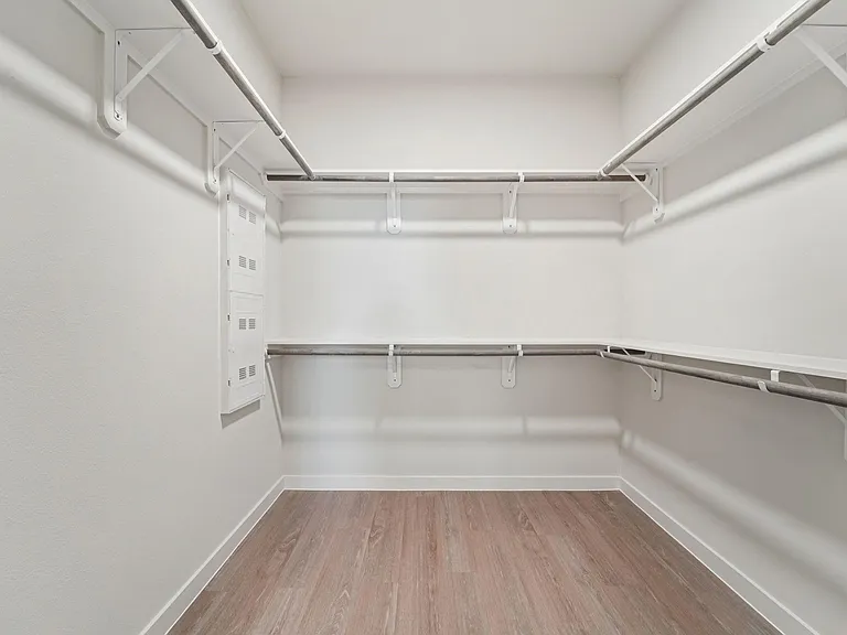 7415 Leighton Meadow Ln — Photo 35