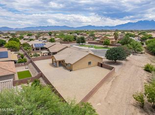 1001 E Providence Canyon Dr, Sahuarita, AZ 85629