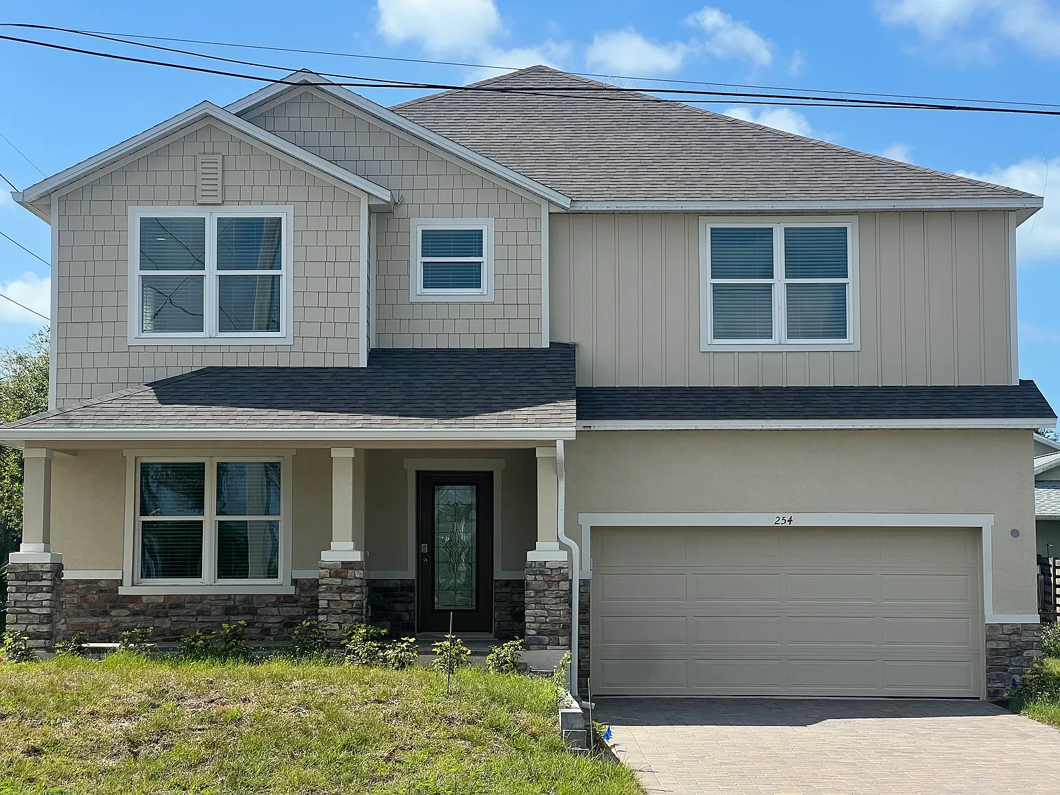 5 bed, 4.5 bath, 3050 sqft, $3,980 — Photo 2