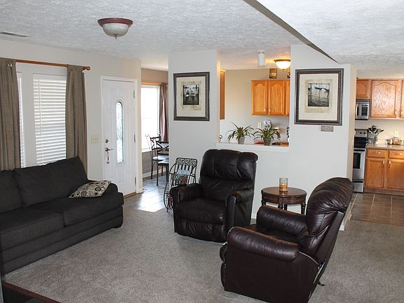 2nd image of 12721 Hearthstone Dr