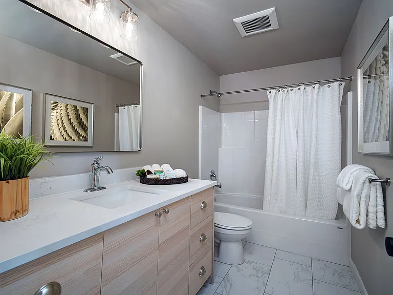 Full Bath on third floor, bedroom level