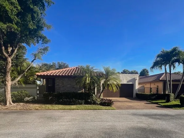 6965 Palmar Court, Boca Raton, FL 33433