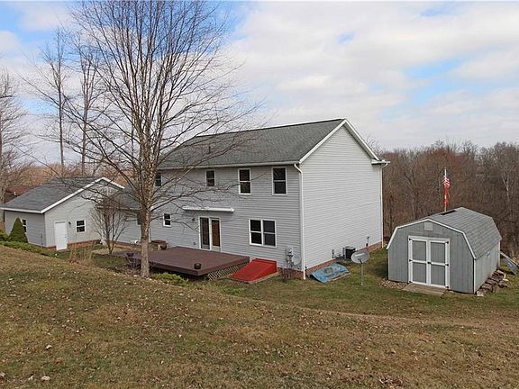 5th image of 122 Woodland Dr