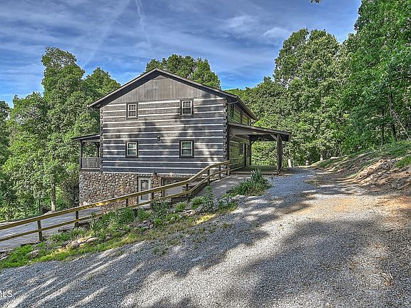 3rd image of 375 Lick Hollow Rd