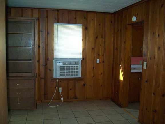3rd image of 507 E Cleveland Ave