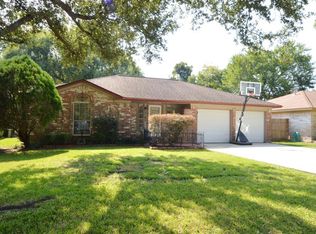 2103 Rimrock Dr, Kemah, TX 77565