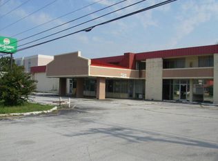 2916 Fort Campbell Blvd, Hopkinsville, KY 42240