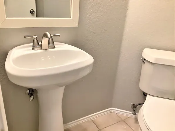 629 Duke Dr, Desoto, TX 75115