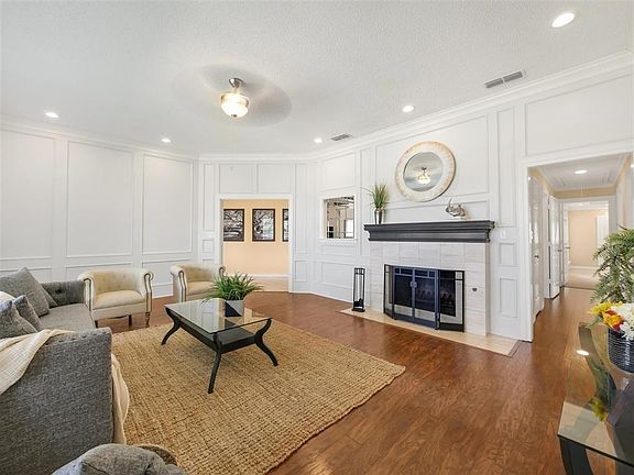 3rd image of 2044 Switzerland Ave