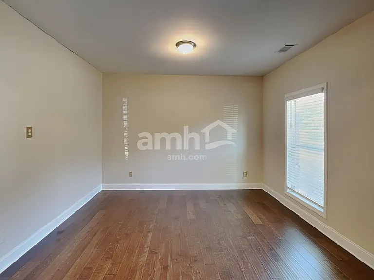1259 Victoria Walk Ln — Photo 8