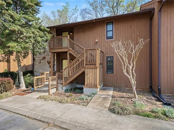 5 Cedar Crk, Jamestown, NC 27282