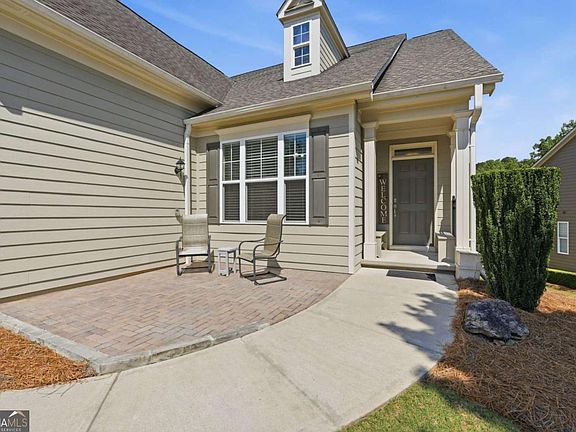 3rd image of 3635 Blue Cypress Cv SW