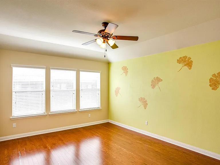 1721 Elaina Loop — Photo 15