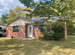 8 Sears St, Clarksville, AR 72830
