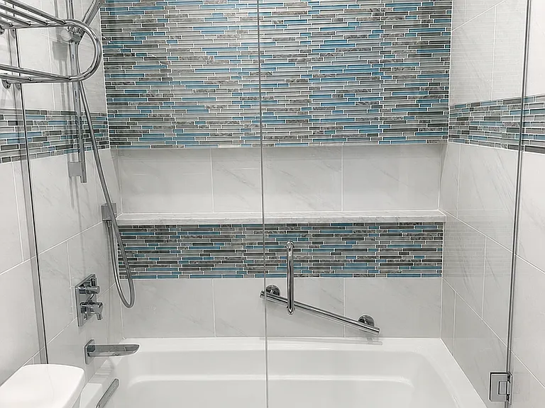 103 Brittany Dr — Photo 11