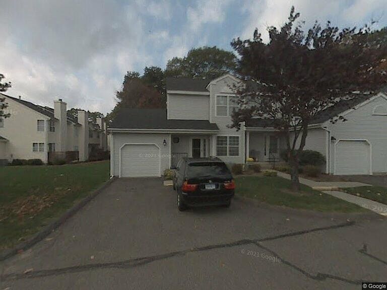 1st image of 401 The Mews #401