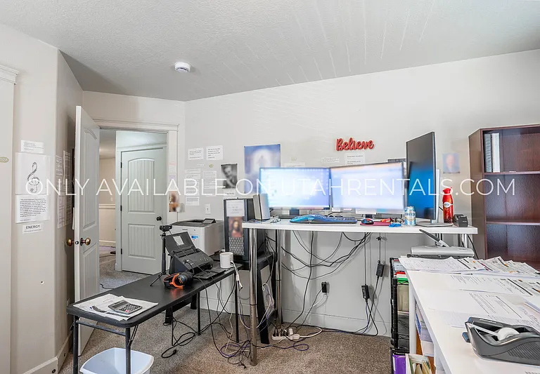 278 E Cascade Ct — Photo 21