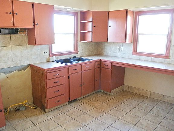5th image of 503 13th St