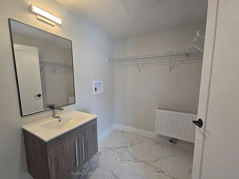 241 Front St #201 — Photo 10