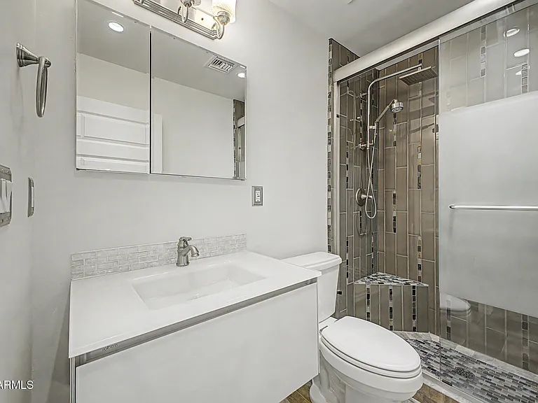 6133 E Mountain View Rd — Photo 30