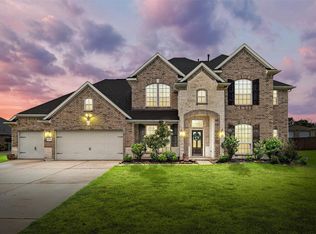 15311 Icet Creek Ave, Mont Belvieu, TX 77523