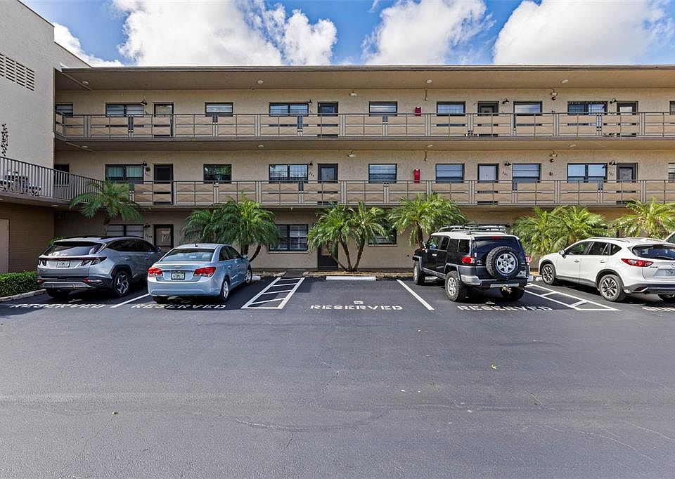 1st image of 5975 TERRACE PARK DRIVE N #204