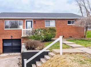 6121 Fairview Dr, Huntington, WV 25705