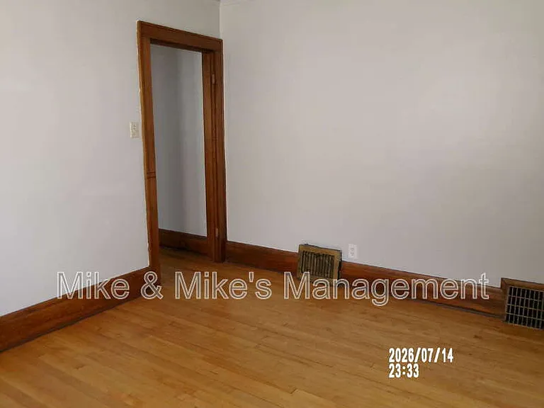 2124 N 60th St — Photo 18